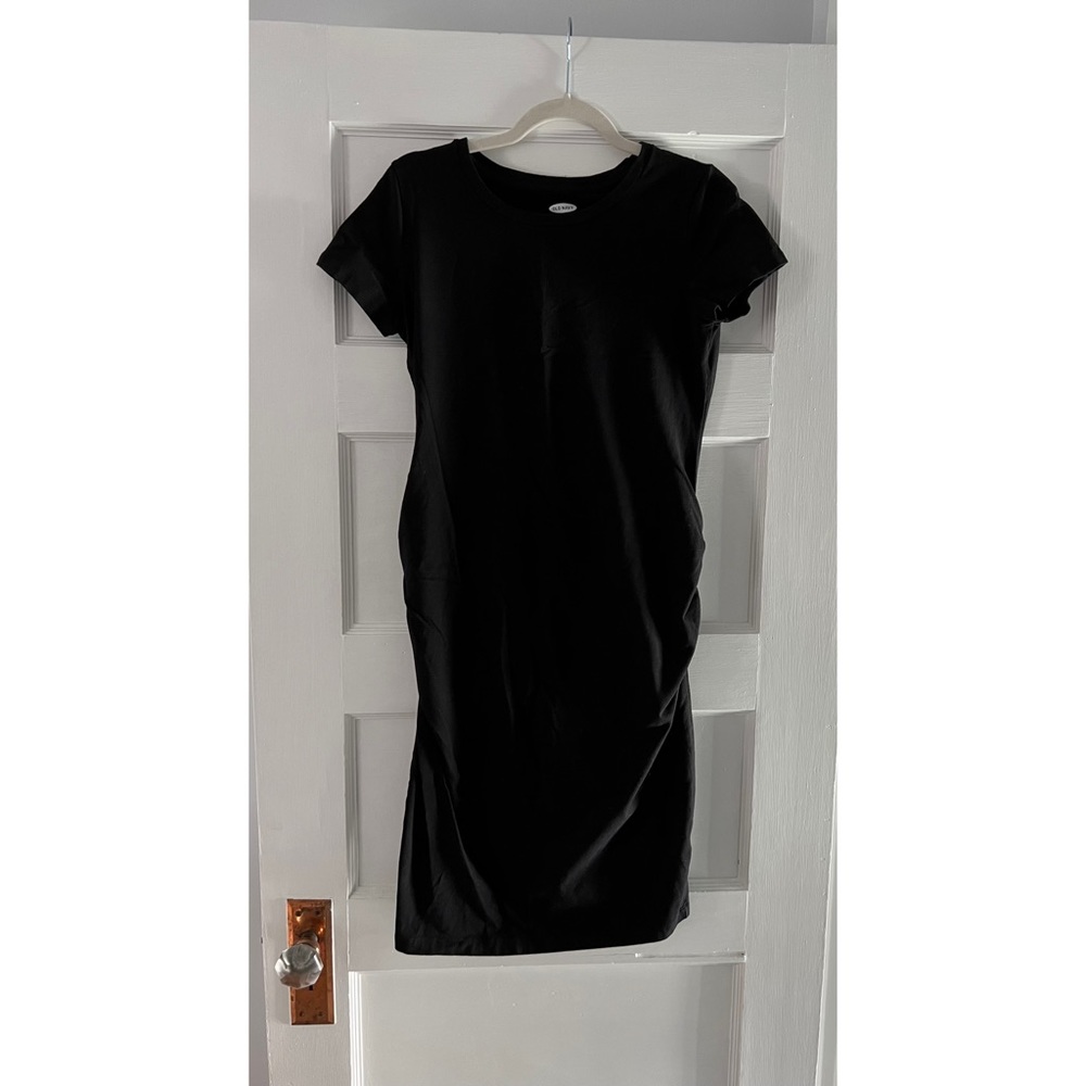 Old Navy Maternity Fitted Side Ruched Dress